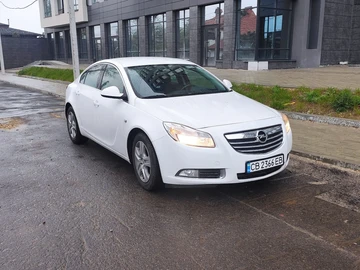 Авто Opel Insignia 2010 № 8971991