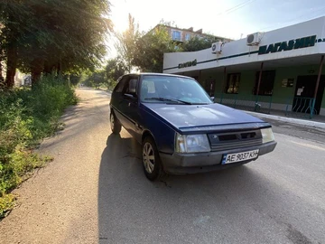 Авто ЗАЗ Таврия 2000 № 8972063
