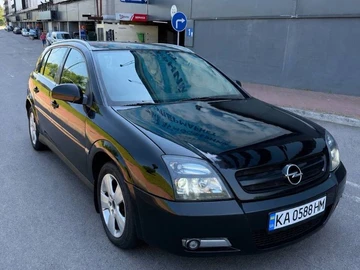 Авто Opel Signum 2004 № 8972093