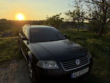 Авто Volkswagen Passat Variant 2001 № 8972110