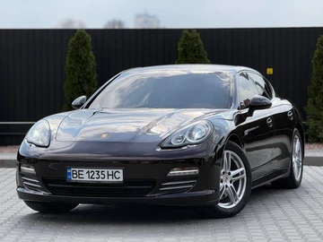 Авто Porsche Panamera 2012 № 8972216