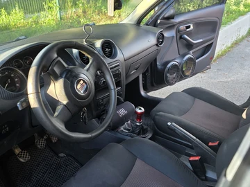 Авто SEAT Cordoba 2008 № 8972298