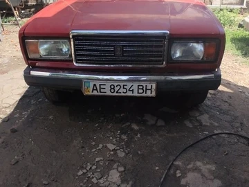 Авто ВАЗ 2107 1992 № 8972613