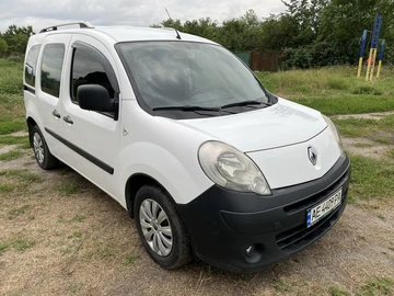 Авто Renault Kangoo Passenger 2008 № 8972618
