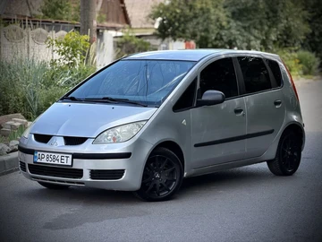Авто Mitsubishi Colt 2006 № 8972642