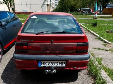 Авто Renault 19 1993 № 8972664