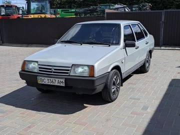 Авто ВАЗ 2109 1999 № 8972741