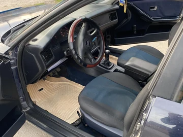 Авто Audi 80 1993 № 8972754
