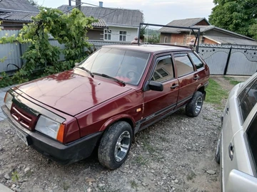 Авто ВАЗ 2109 1992 № 8972762