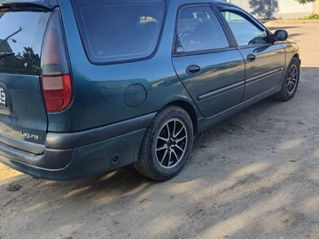Авто Renault Laguna 1997 № 8972790