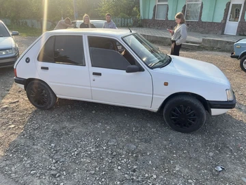 Авто Peugeot 205 1996 № 8972842