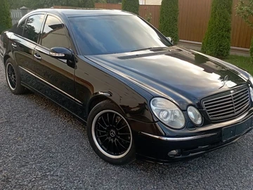Авто Mercedes E Серия 2003 № 8973001