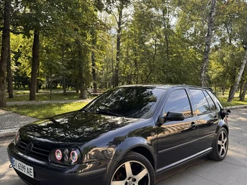 Авто Volkswagen Golf 2000 № 8973251