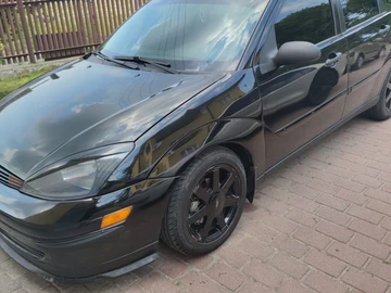 Авто Ford Focus 2000 № 8973301