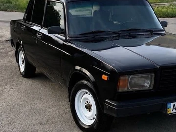 Авто ВАЗ 2107 2004 № 8973501