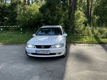 Авто Opel Vectra 1998 № 8973509