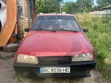 Авто ВАЗ 2109 1992 № 8973875