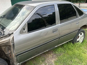 Авто Opel Vectra 1992 № 8974014
