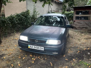 Авто Opel Vectra 1994 № 8974102