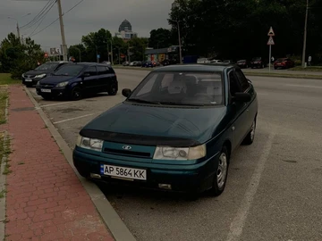 Авто ВАЗ 2110 2001 № 8974179