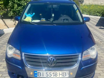 Авто Volkswagen Touran 2008 № 8974230
