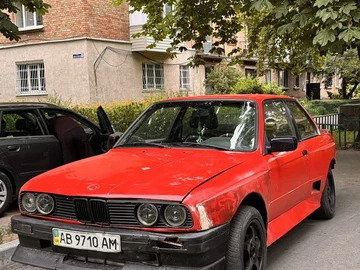 Авто BMW 3 Серия 1984 № 8974298