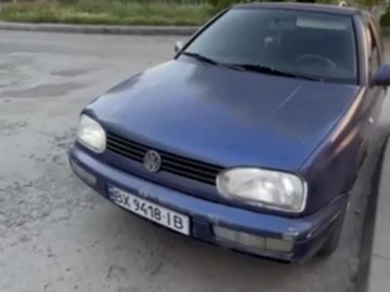 Авто Volkswagen Golf 1998 № 8974436