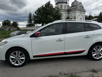Авто Renault Megane 2011 № 8974521