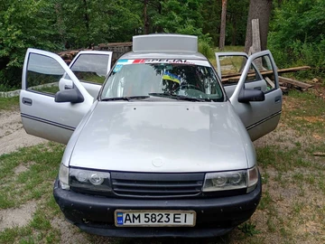 Авто Opel Vectra 1995 № 8974607