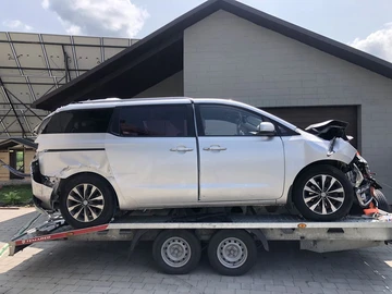 Авто KIA Carnival 2016 № 8974610