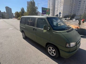 Авто Volkswagen Multivan 1995 № 8974755