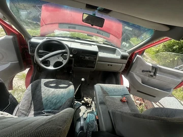 Авто Volkswagen Transporter 1991 № 8974789
