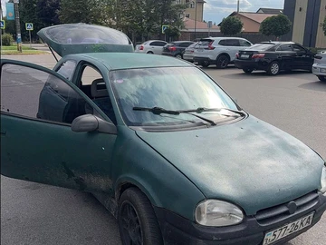 Авто Opel Corsa 1994 № 8974933