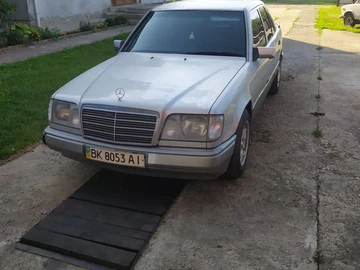 Авто Mercedes E Серия 1995 № 8974971