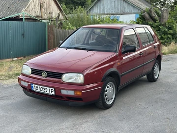 Авто Volkswagen Golf 1997 № 8975047