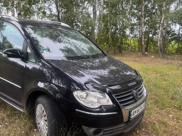 Авто Volkswagen Touran 2007 № 8975053
