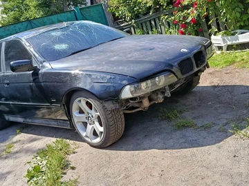 Авто BMW 5 Серия 2003 № 8975097