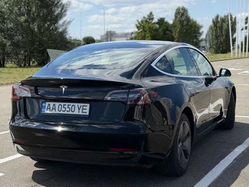 Авто Tesla Model 3 2019 № 8975112