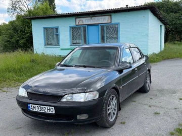 Авто Opel Vectra 1997 № 8975125