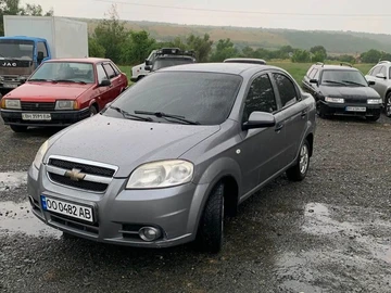 Авто Chevrolet Aveo 2008 № 8975143