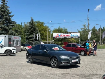 Авто Audi A4 2016 № 8975216
