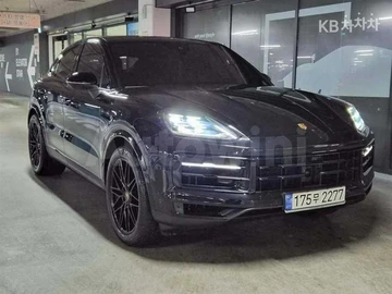 Авто Porsche Cayenne 2024 № 8975218