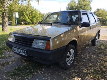 Авто ВАЗ 2109 1988 № 8975219