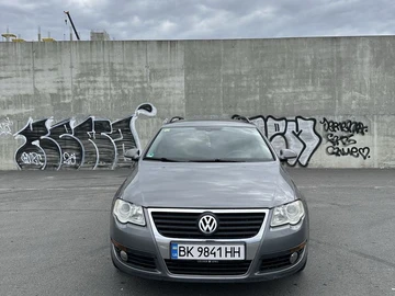 Авто Volkswagen Passat Variant 2008 № 8975303