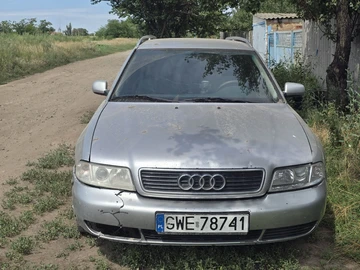 Авто Audi A4 1998 № 8975309