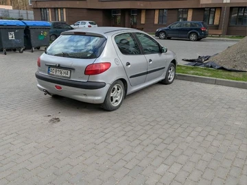 Авто Peugeot 206 2000 № 8975336