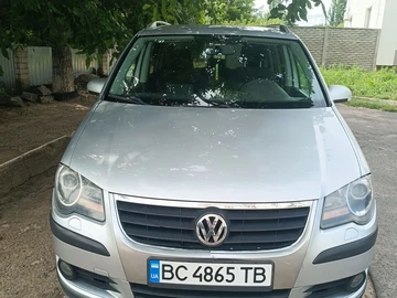Авто Volkswagen Touran 2007 № 8975616