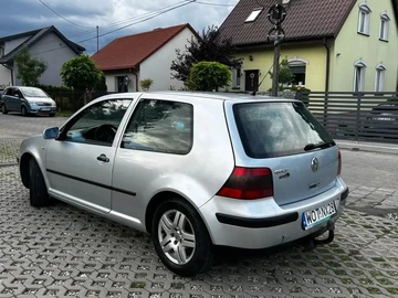 Авто Volkswagen Golf 2001 № 8975626