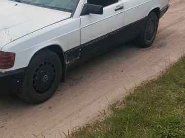 Авто Mercedes 190 1984 № 8975856