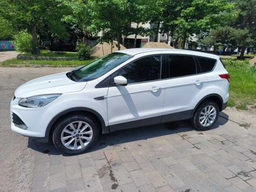 Авто Ford Kuga 2016 № 8975870